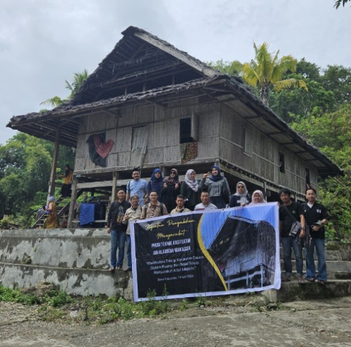 Arsitektur UIN Alauddin Laksanakan Pengabdian Masyarakat di Kaluppini Enrekang