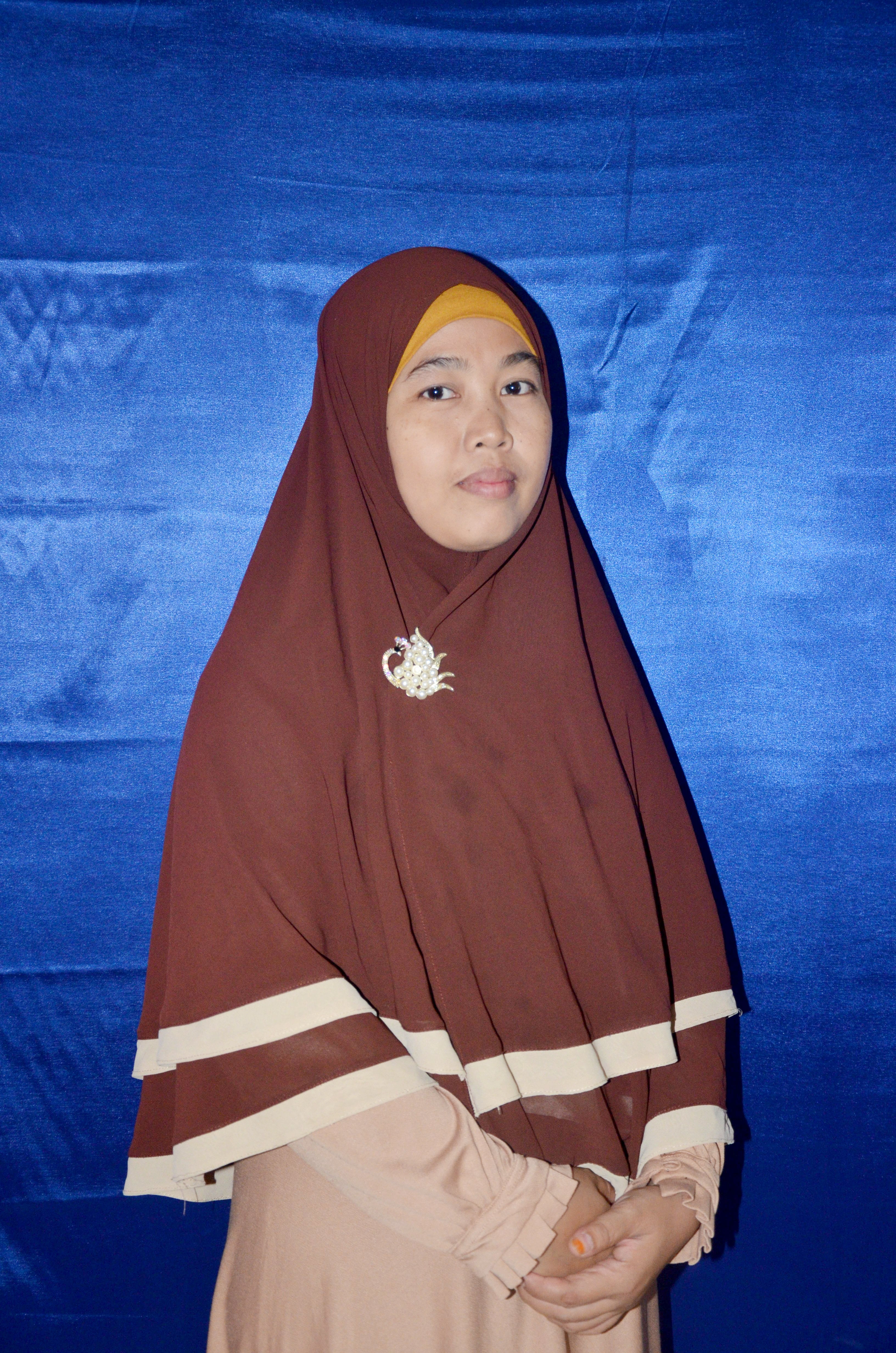 Dr. Ermawati, S.Pd, M.Si