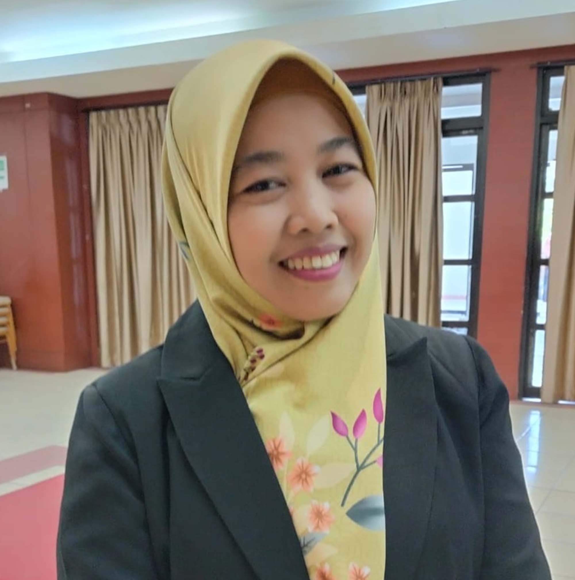 Dr. Ermawati S.Pd., M.Si