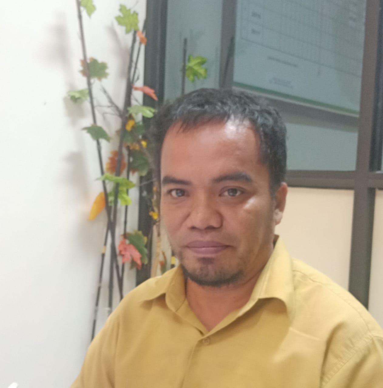 Dr. Asri Saleh, ST.,M.Si     (Dosen Kimia) 