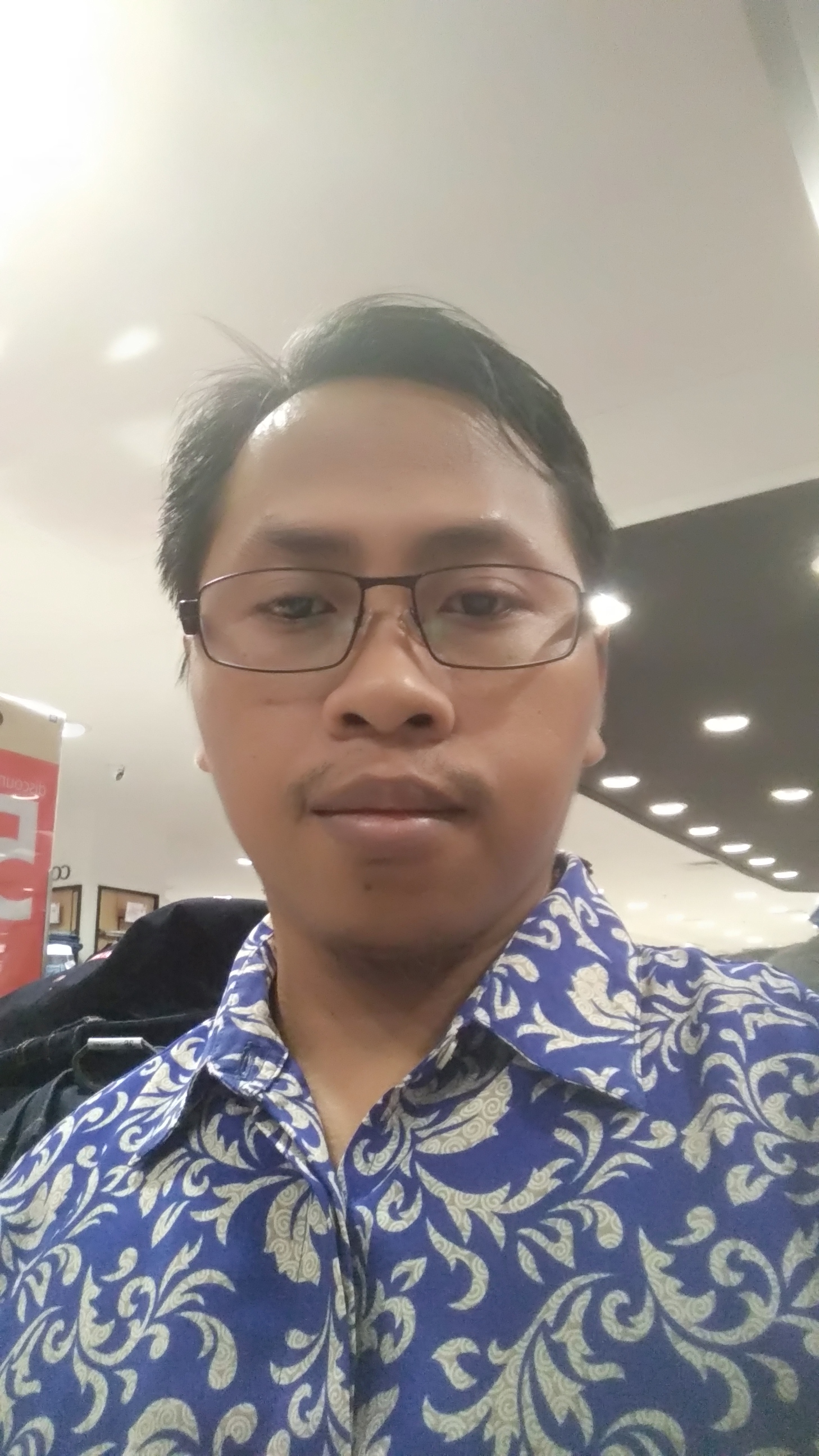 Iswahyuddin, S.T